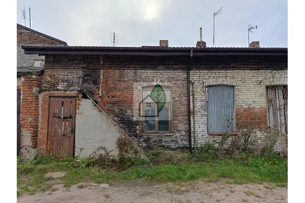 piaseczyński, Góra Kalwaria, Kamienica z potencjałem centrum miasta