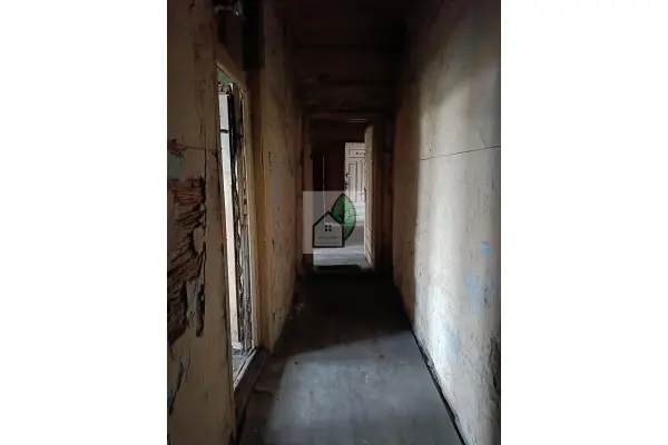 piaseczyński, Góra Kalwaria, Kamienica z potencjałem centrum miasta